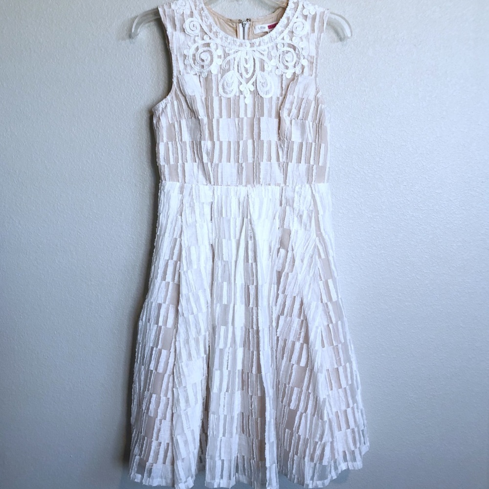Tracy Reese White Small Cocktail Lace Dress